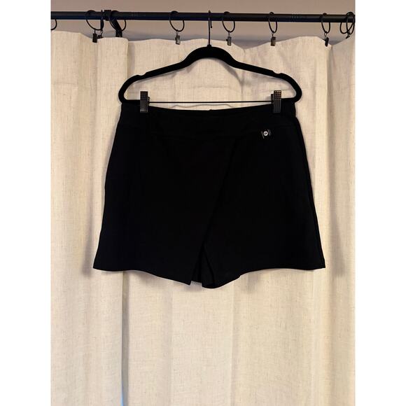 Champion Pants - Black Skort By Champion